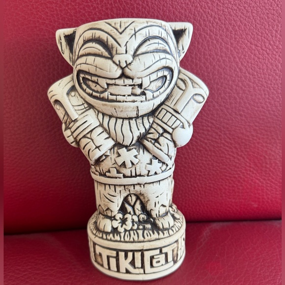TikiCat Kansas City Aloha Shirt Tiki Mug Bone Matte Glaze Tiki Cat Tiki Farm - Picture 3 of 8